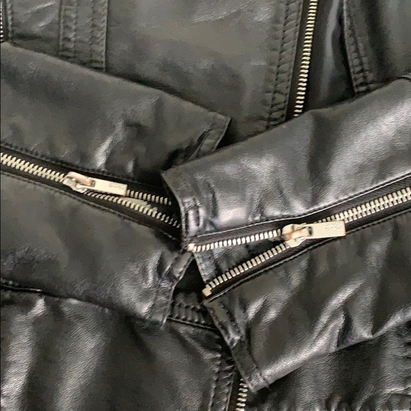 Black Rivet Leather jacket - Picture 2 of 4